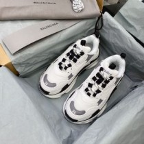 Balenciaga Triple S Sneakers Multi-Patches UniseX In WhiteBlack