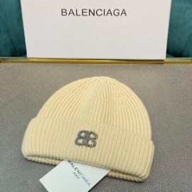 Balenciaga BB Knitted Hat In Beige