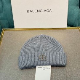 Balenciaga BB Knitted Hat In Gray