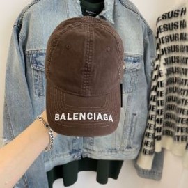 Balenciaga Embroidered Logo Classic Baseball Cap In Brown