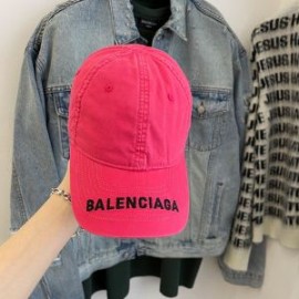 Balenciaga Embroidered Logo Classic Baseball Cap In Pink