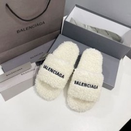 Balenciaga Furry Slides Shearling UniseX In White