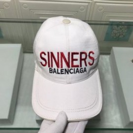 Balenciaga Logo Embroidered Cap In WhiteRed