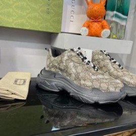 Balenciaga Triple S Sneakers GG Supreme UniseX In BeigeBlack