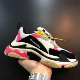 Balenciaga Triple S Sneakers UniseX In Pink